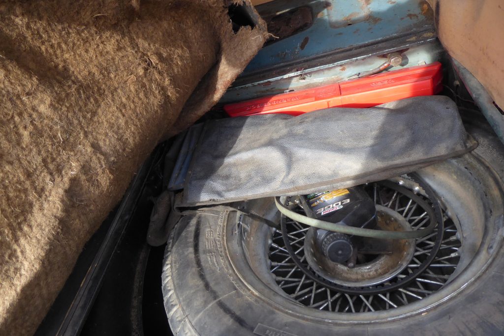 Fiddler 1964 XKE OTS (19)