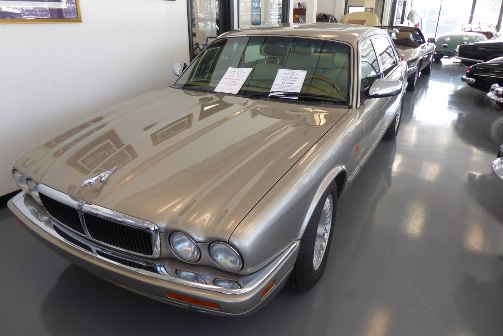 Jaguar XJ12L Gold 02192025 (2)