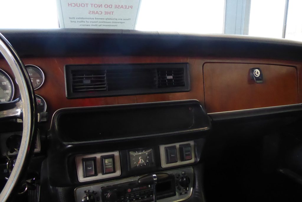 Johnson XJ12C 02192025 (7)