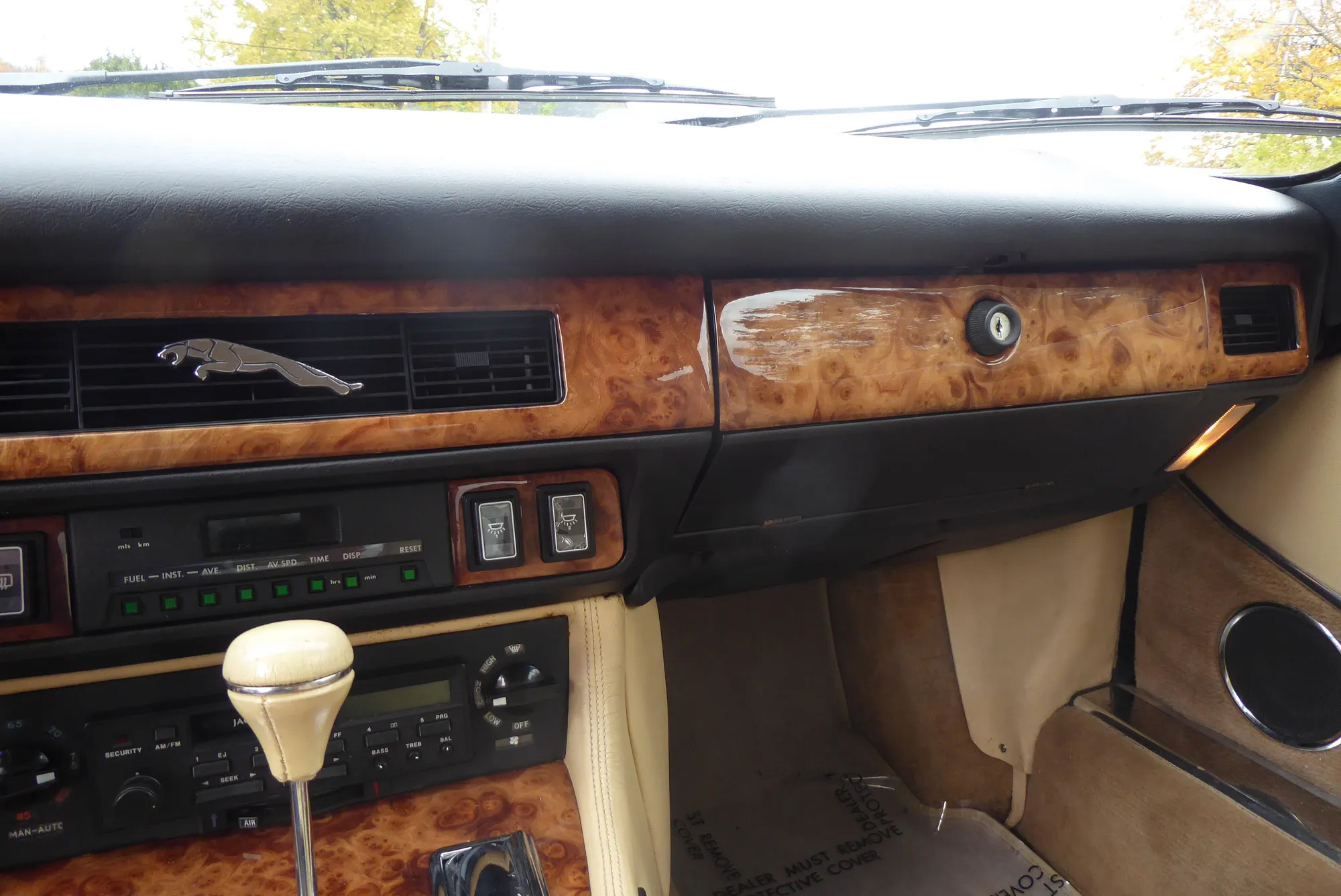 1989-JAGUAR-XJS-29